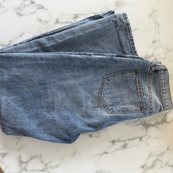 Fashionnova Crossover Straight Leg Jeans - Picture 5 of 6